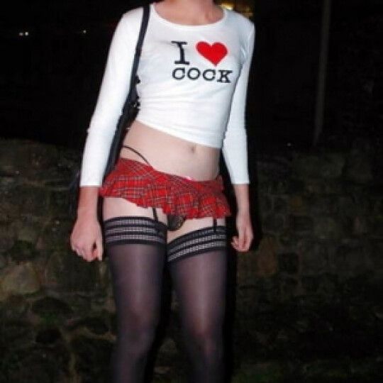 Want a Black Daddy to dress me in this outfit, drop me off in the hood, and let nature take it's course