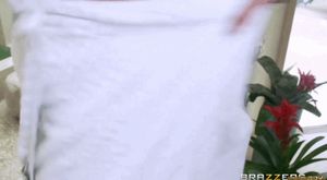 Latina reporter gets mouth fucked