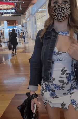 Alyssa Taylor public flashing