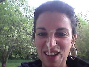 Cumshot on her ugly face