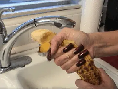 A banana cumming? That's new.