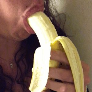 Steph Gallo can't even eat fruit without looking like a whore