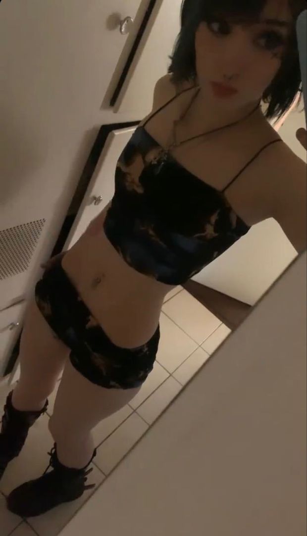 Anie Joy beautiful selfie 5