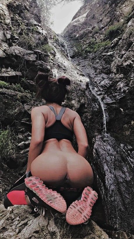 Culito en la cascada