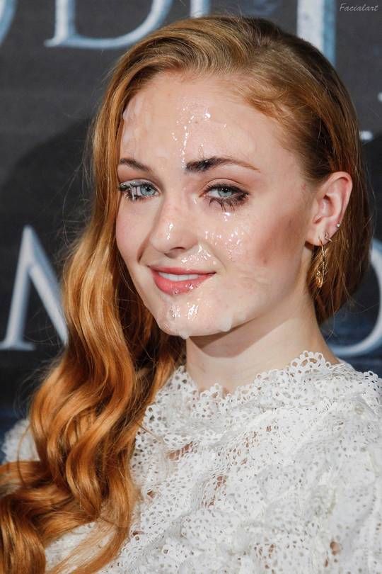 Sophie Turner Fake Cumshot