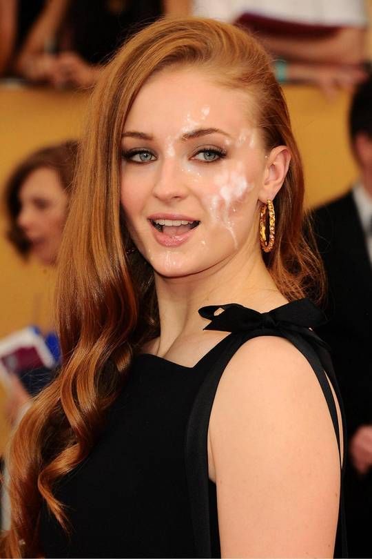 Sophie Turner Fake Cumshot