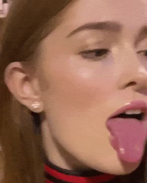 she know how to tease