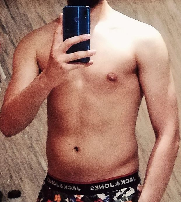 Mirror selfie