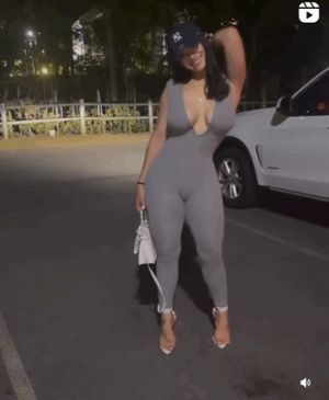 Latina showing off her perfect body!! Delicious!!!