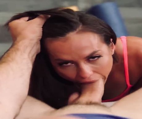 Kelsi getting naughty at the gym
