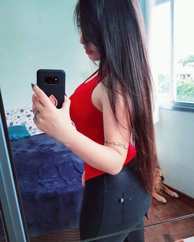 Brunette selfie