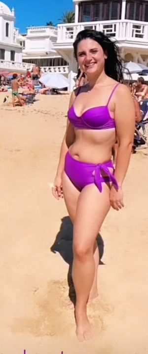 Putitas de playa #puta #follada #putitascalientes