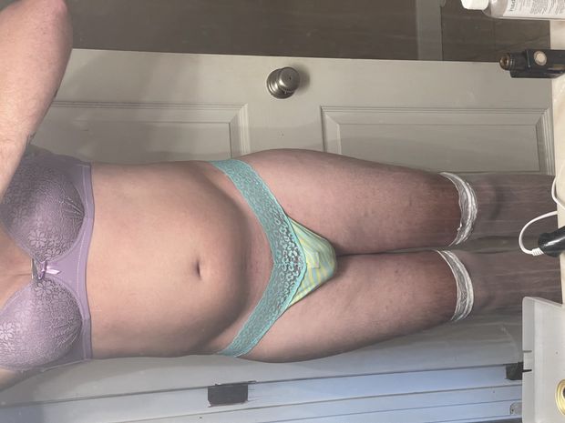 Do you like my look? Dm me suggestions.