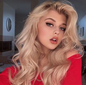 Princess decided to try the bimbo look for a change...