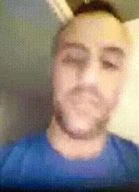 JOEL LE BEAU POMPIER AVEC SA PETITE LANCE