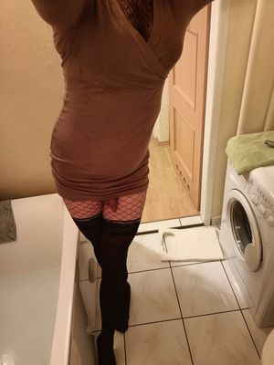 I'm waiting with my deep ass for a real fuck