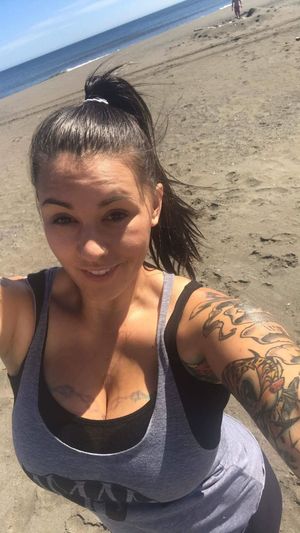 Waiting for your meat arrow