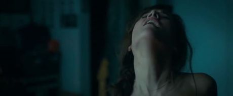 Elle jouie pour la première fois