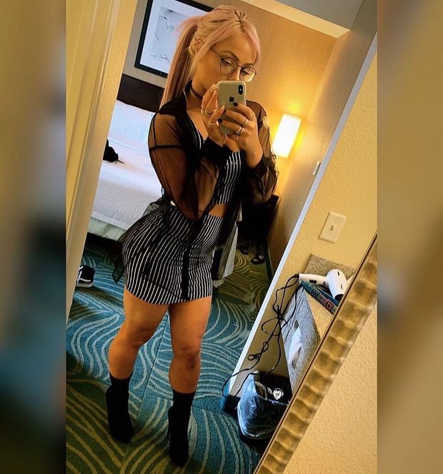 Liv Selfie