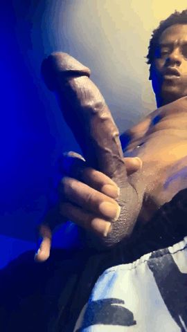 My girth looks great in this Gif