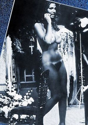 sexy babe with nice tits