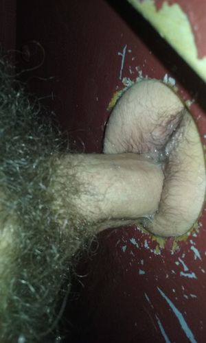 Thick fuckstick anonymously creaming a hairy mancunt