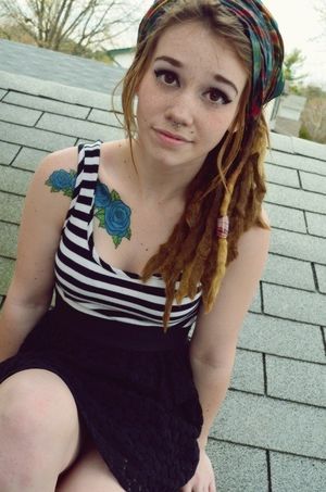 Adorable face & dreadlocks