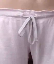 Revealing a cute cameltoe