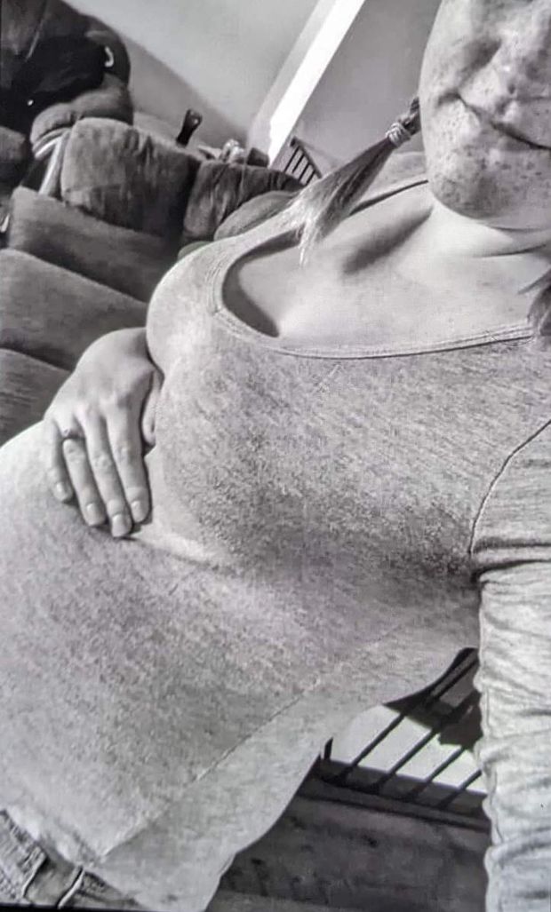 My crush looking amazing pregnant 2