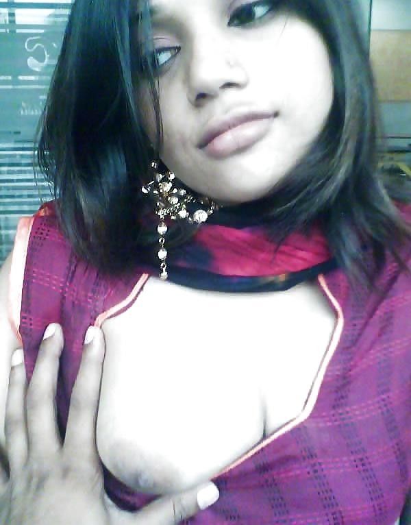 Desi shy teen's boobs exposed outdoor
