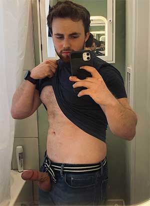 Thick dick from Jeffersonville, IN expecting loads of nice butt to show !