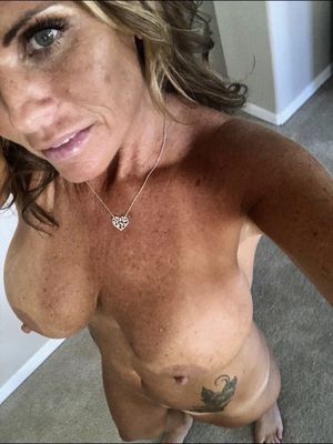 Your Wife has a phone