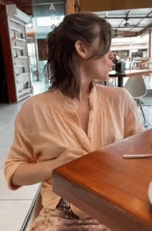 Selena Kyle public flashing