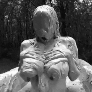 Clay-covered Anabelle Pync