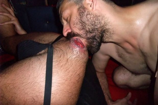 Bearded man eating an open fuckhole