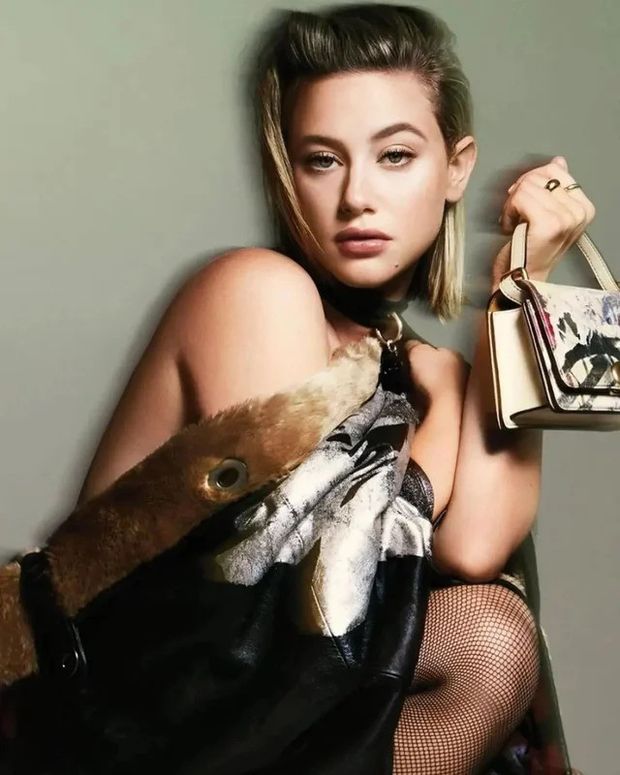Lili Reinhart Hunger Magazine 2022 IV