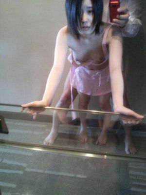 "I just want to save this memory darling" (...can't wait to share it with my friends)