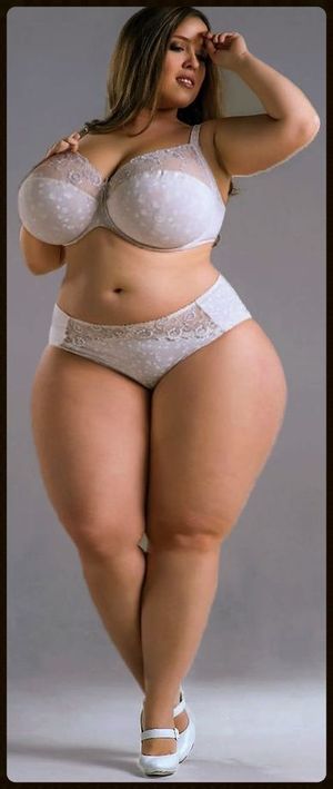 Chomp that big ole asshole