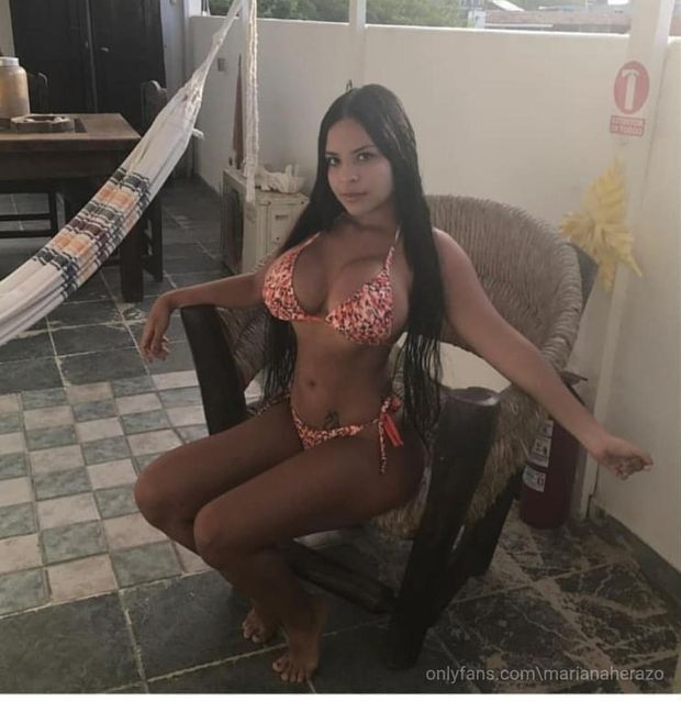 Sexy Latina Marianna