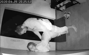 Wife surrenders her pussy to him