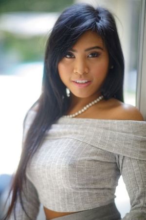 Angela's looking hotttt