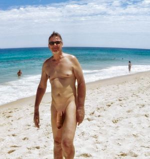 True nudist flashing on the beach