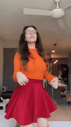 Taya Miller being a tease