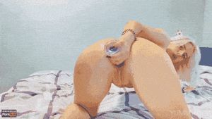 Mira David dildo fucking with big ass