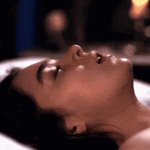 Hailee Steinfeld orgasm