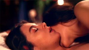 Hailee Steinfeld lesbian sex