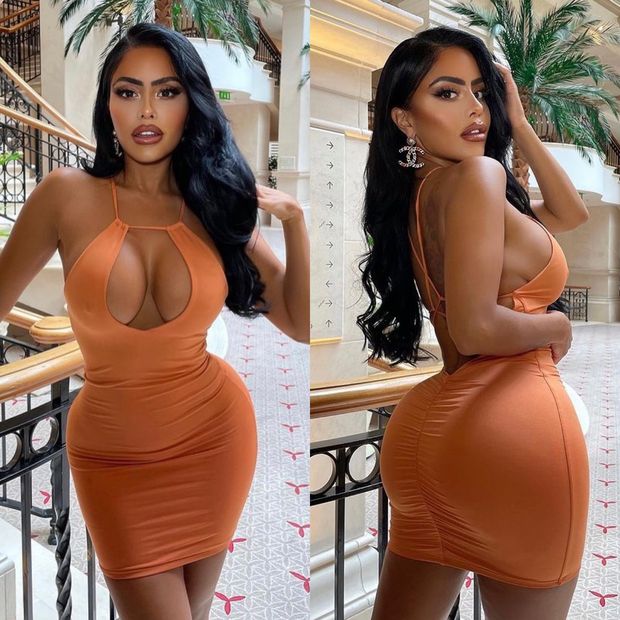Chloe front & back