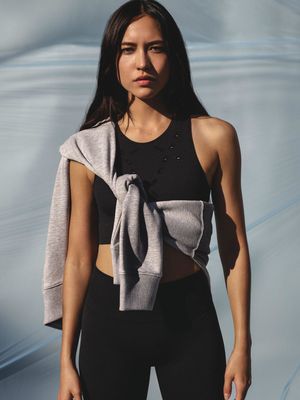 Sonoya Mizuno workout clothes II