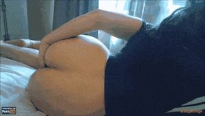 Whisperingv Finger fucking her pussy with heart shaped ass and blowjob