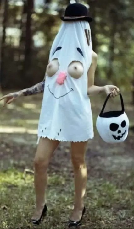 Ghostly Babe